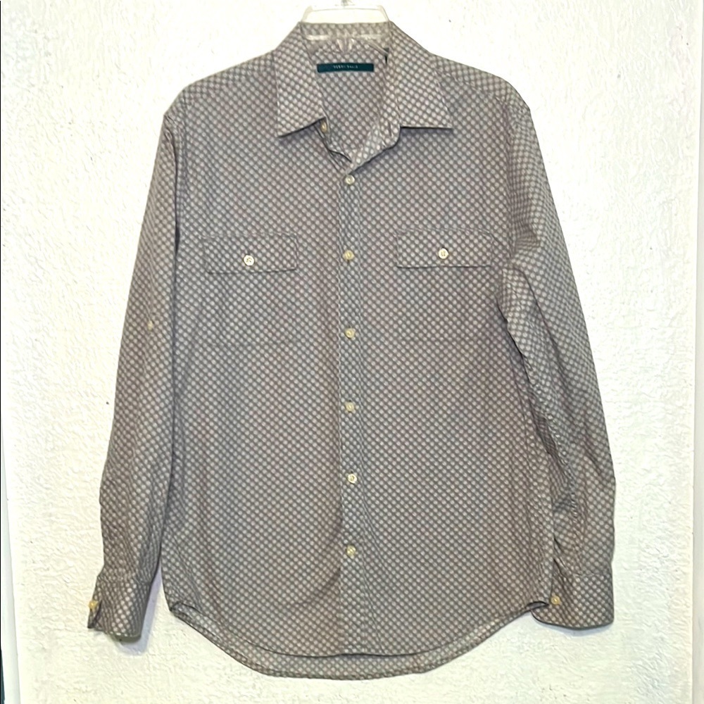 Perry Ellis, 100% cotton grey button front shirt with front pockets size medium